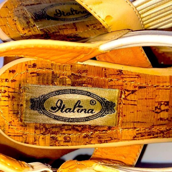 ✨ Italina Cream & Brown Embellished Wedge Sandals with Cork Platform✨GUC✨ - Picture 13 of 17